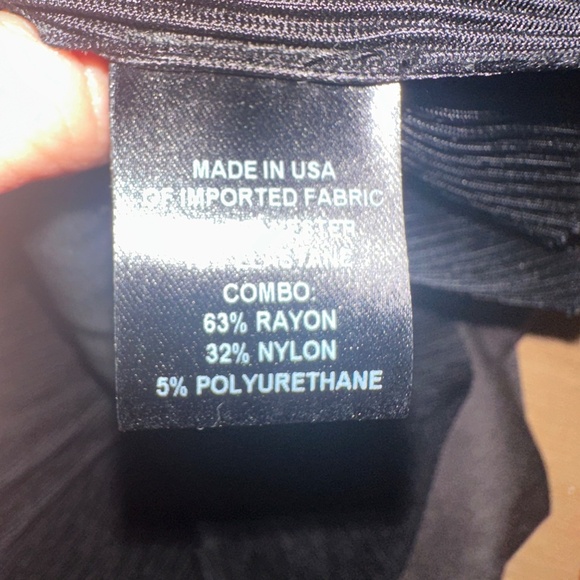 Drew Dark Grey Sleeveless Black Pleated Hem Davis Top Small - Picture 6 of 9